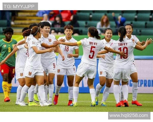 澳大利亚女足队在世界杯上夺得历史第一胜利，队员们信心倍增